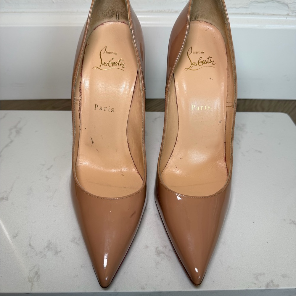 Christian Louboutin So Kate Heels